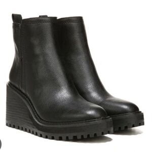 Zodiac Julie Wedge Platform ankle boot black size 9.5M Brand New All man made!